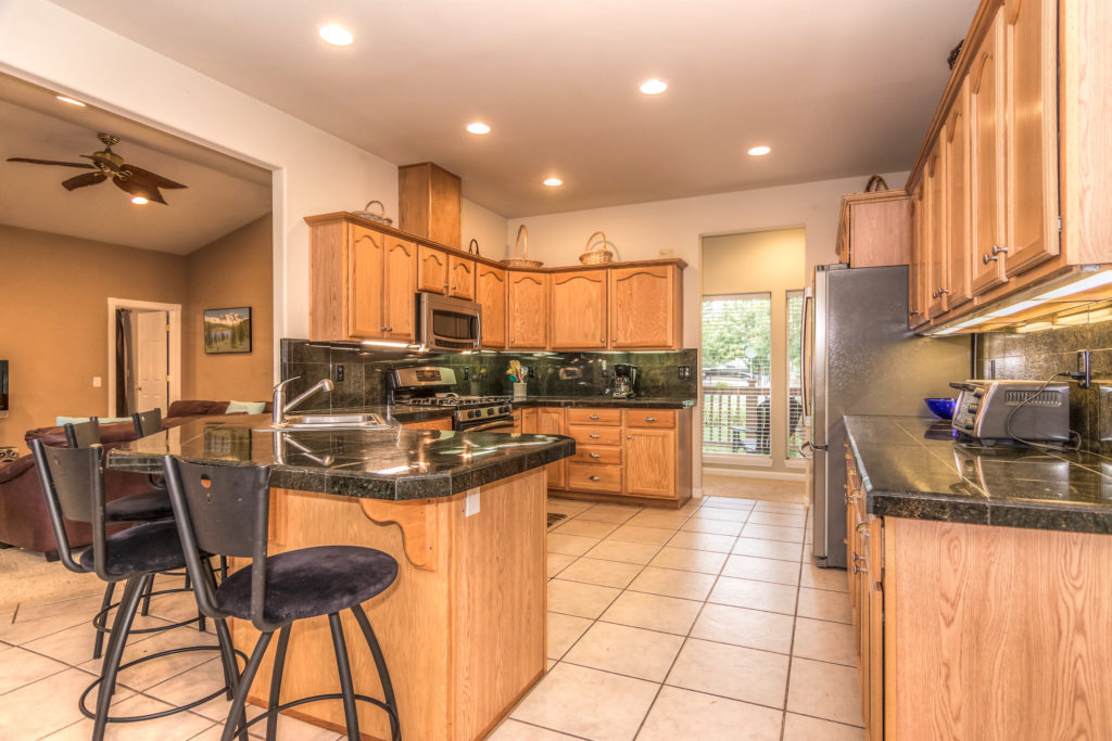 kitchen in NE Bend executive rental